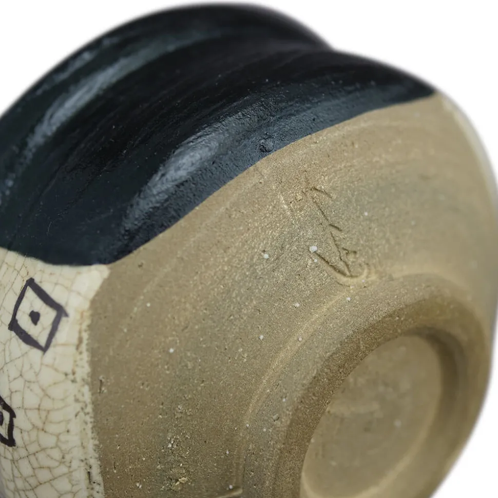 Kuro Oribe Chawan von Kato Juunidai