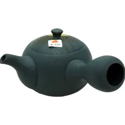 Kyusu Nobunaga mit Reisstrohbrand