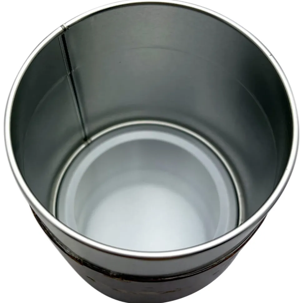 Teedose mit Kirschbaumrinde